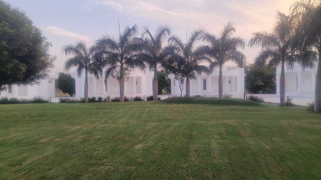 Photo of Outdoor in Desuri