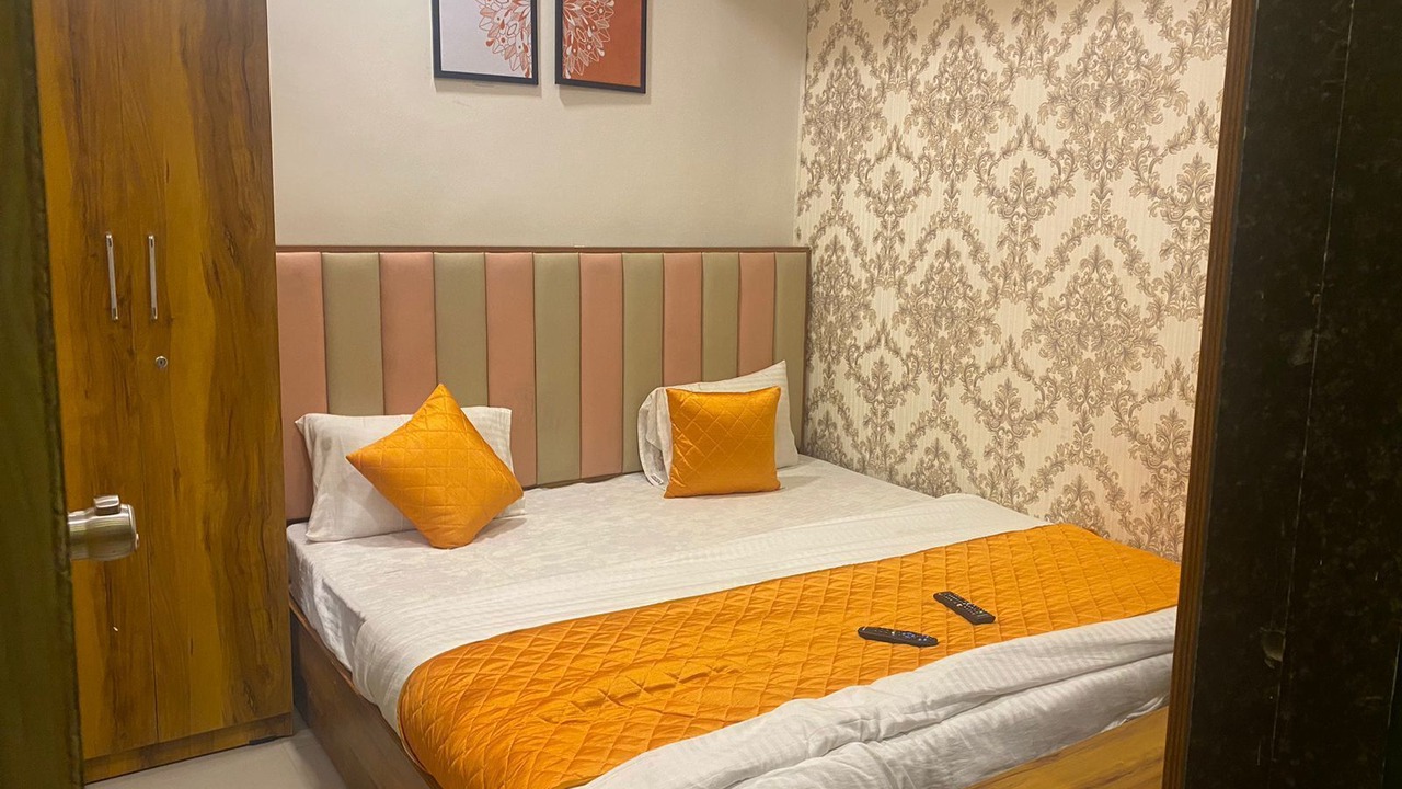 Photo of Bedroom in Gandhinagar