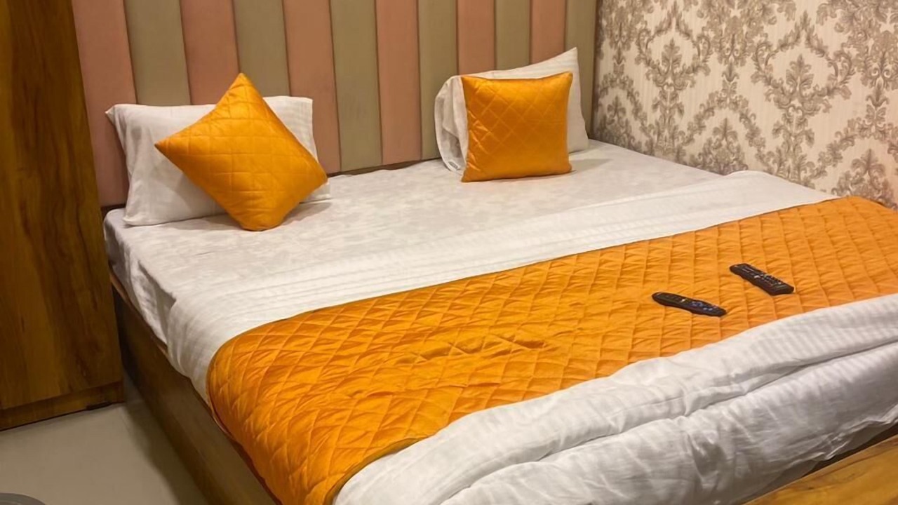 Photo of Bedroom in Gandhinagar