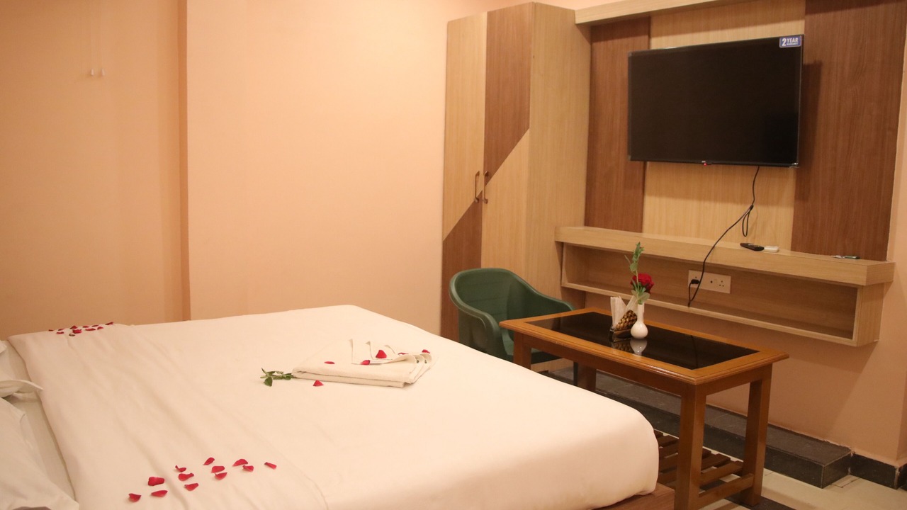 Photo of Bedroom in Subarnapur