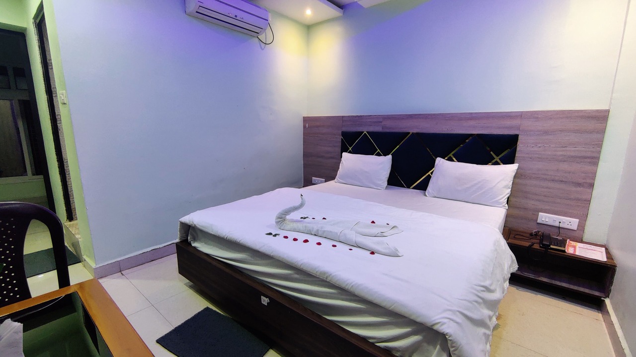 Photo of Bedroom in Subarnapur