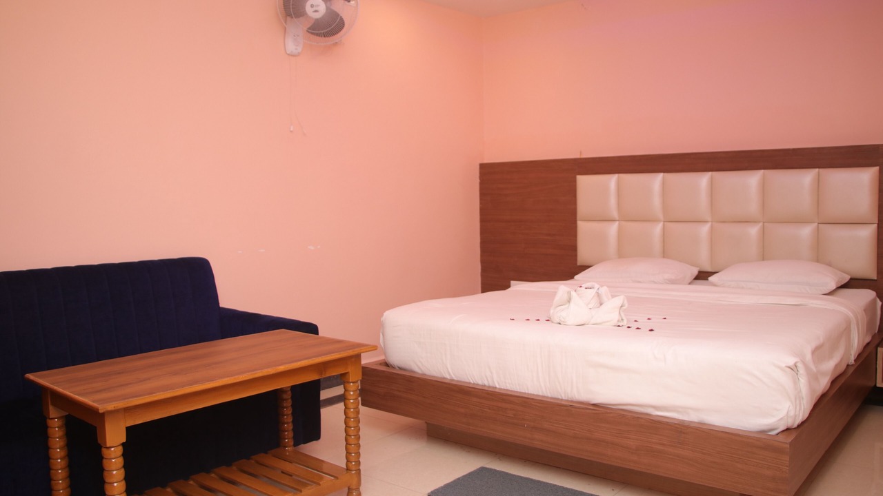Photo of Bedroom in Subarnapur