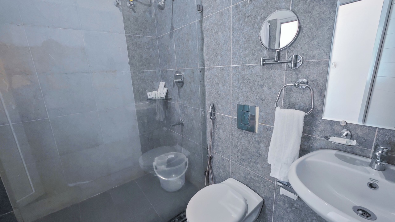 Photo of Bathroom in Valparai