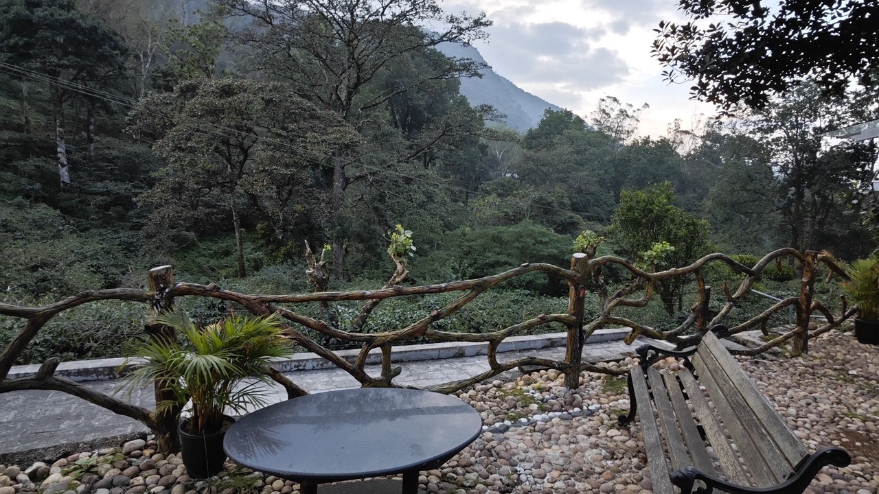 Photo of Bedroom in Valparai
