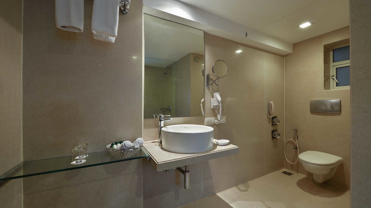 Photo of Bathroom in Prabhadevi