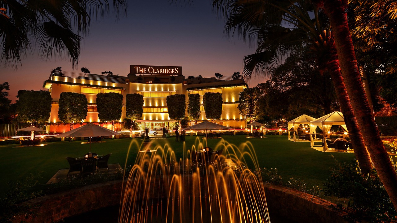 Photo of Buildings in Delhi Cantonment