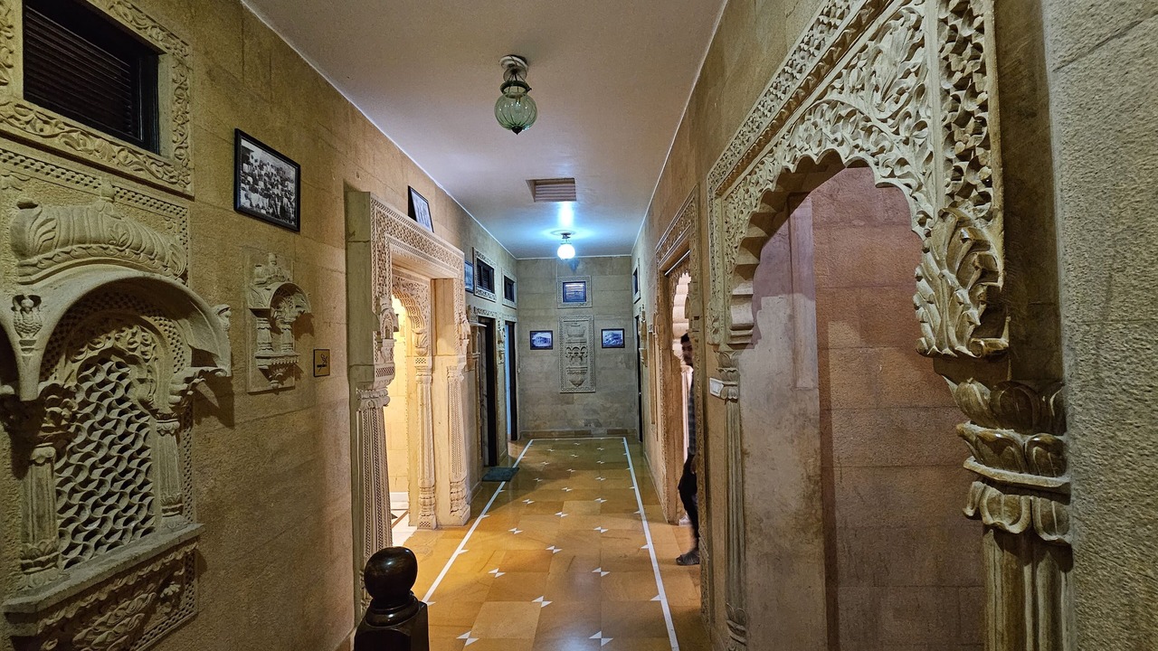 Photo of Bedroom in Amar Sagar Pol