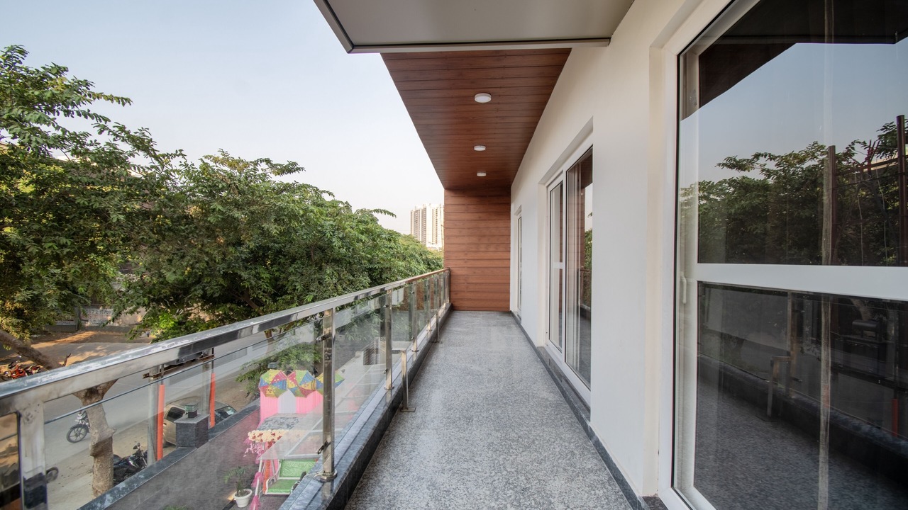 Photo of Patio Balcony in Sector 70