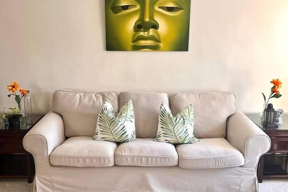 Photo of Livingroom in Islands District