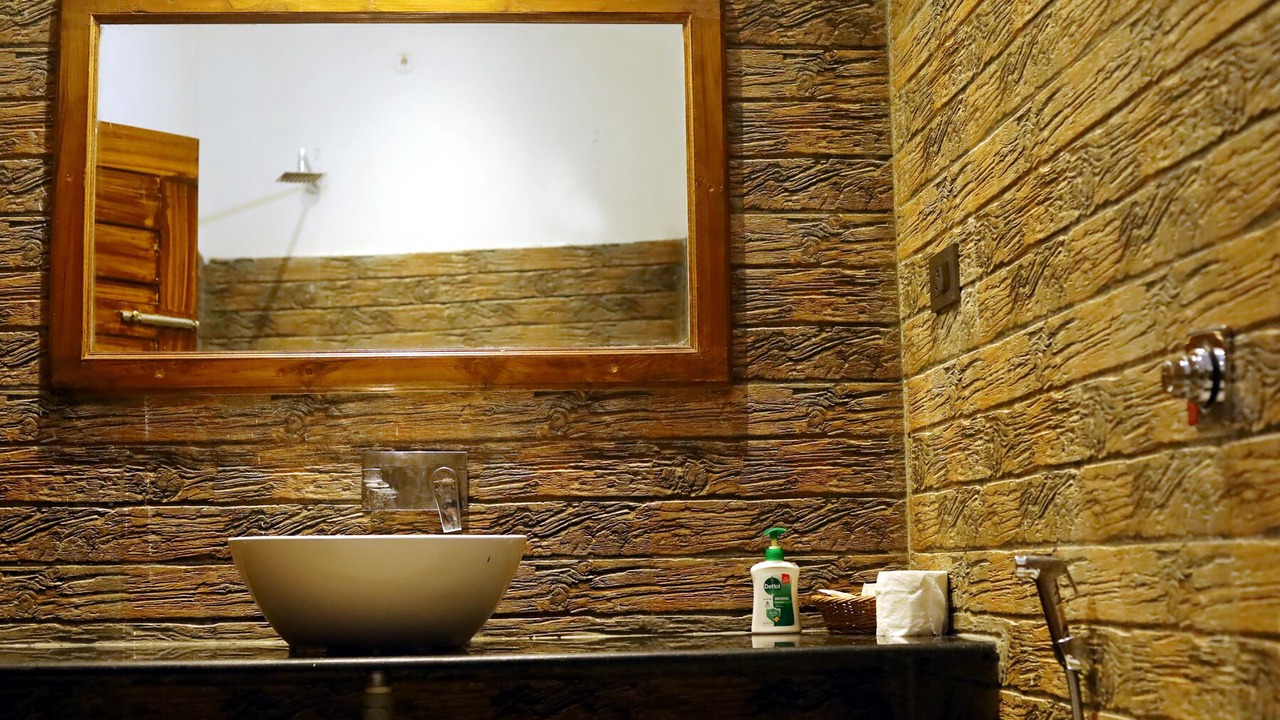 Photo of Bathroom in Panna