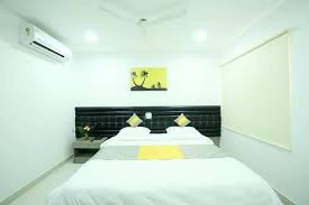 Photo of Bedroom in HITEC City