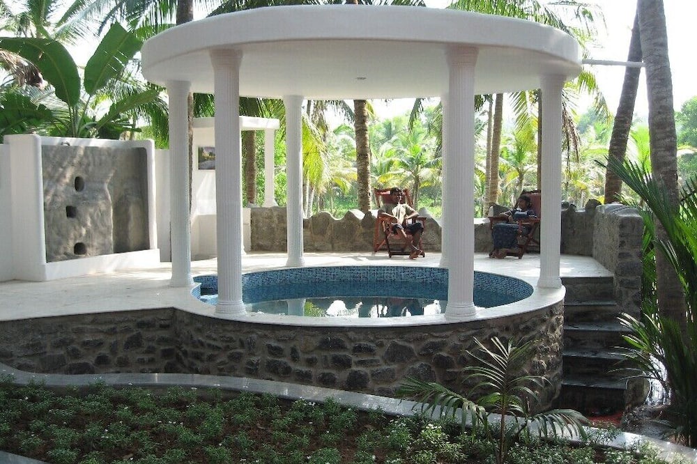 Photo of Outdoor in Venganoor
