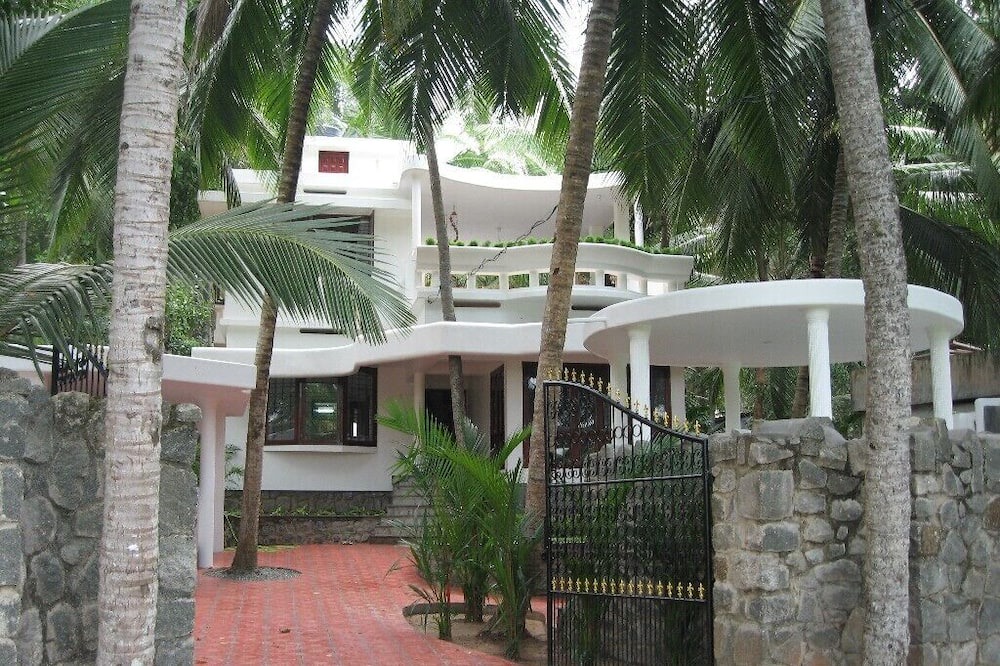 Photo of Outdoor in Venganoor