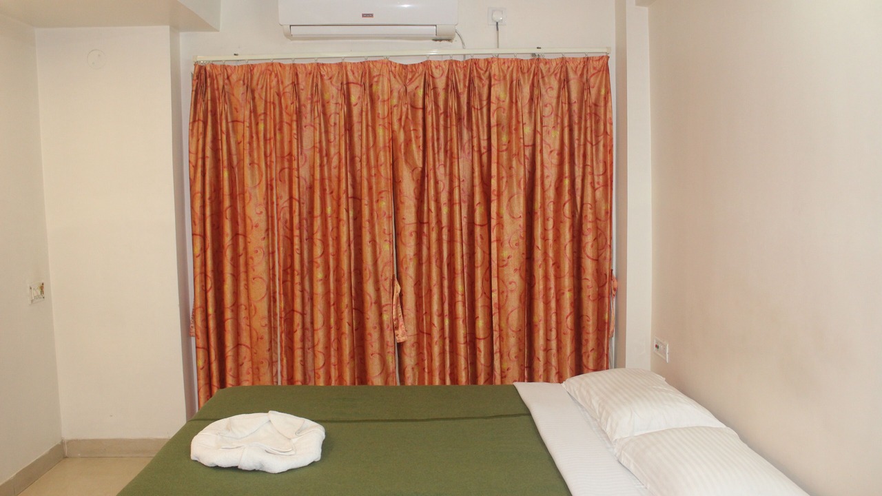 Photo of Bedroom in Malda