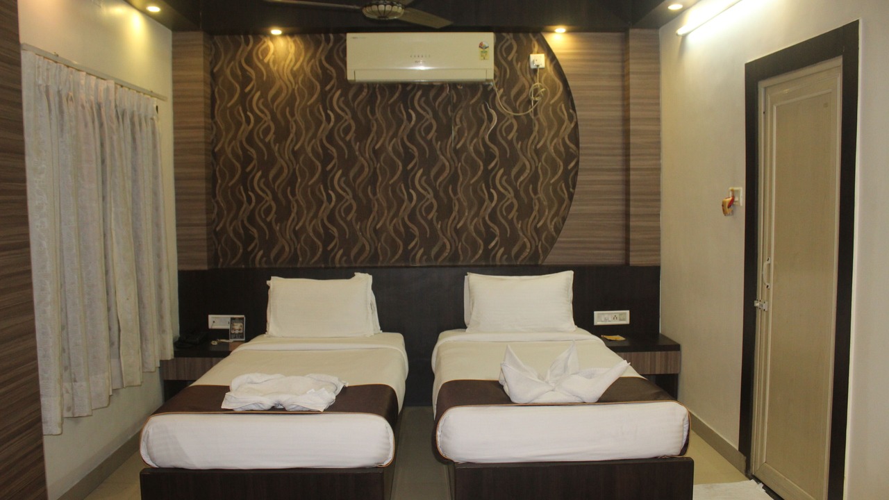 Photo of Bedroom in Malda