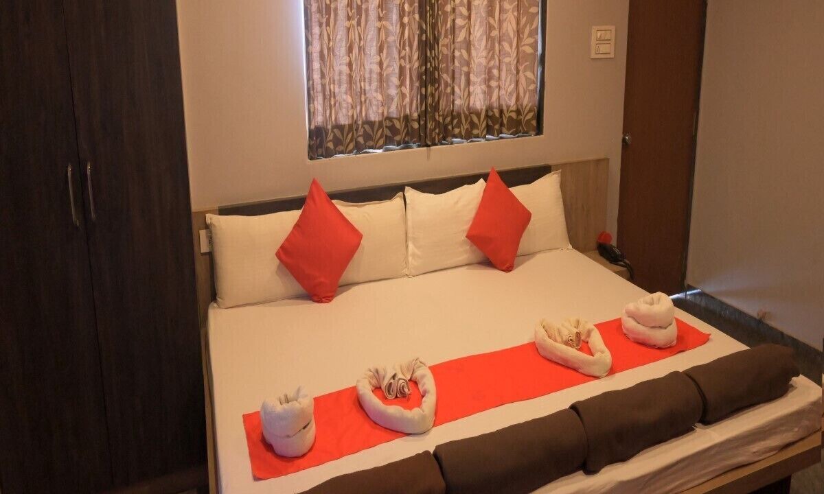 Photo of Bedroom in Kunkeshwar