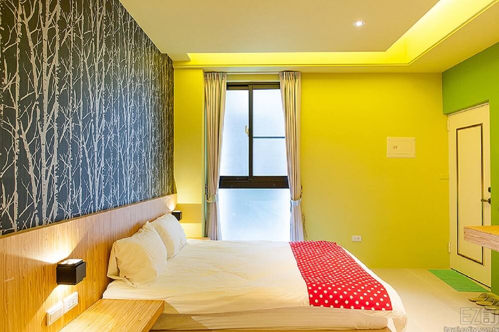 Photo of Bedroom in East District