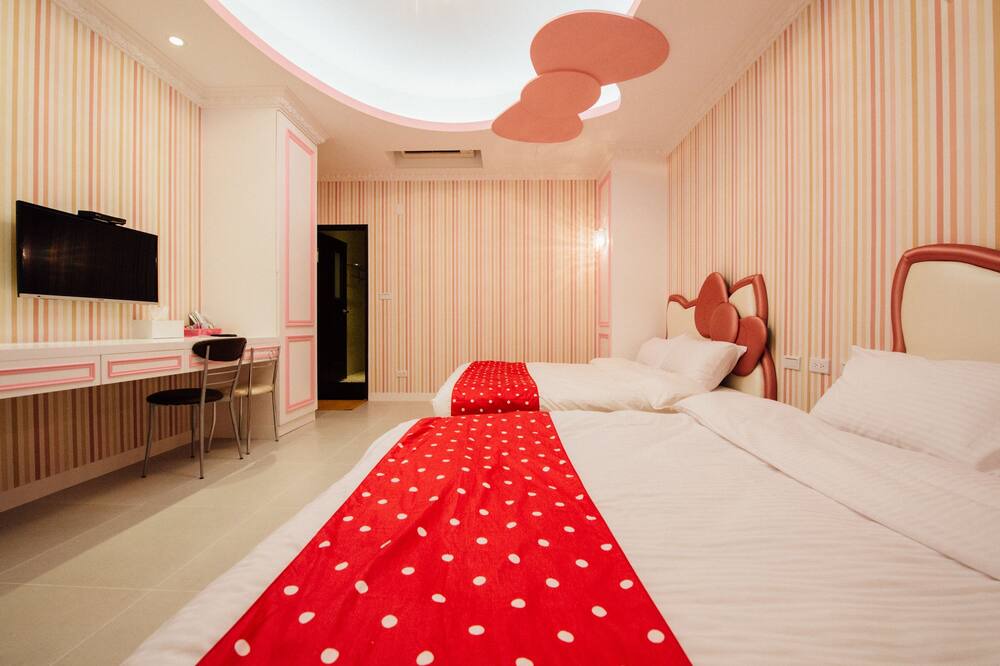 Photo of Bedroom in East District