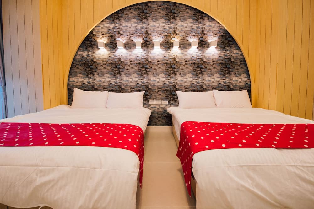 Photo of Bedroom in East District
