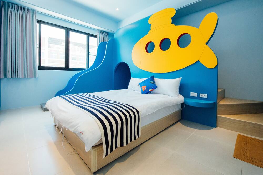 Photo of Bedroom in East District