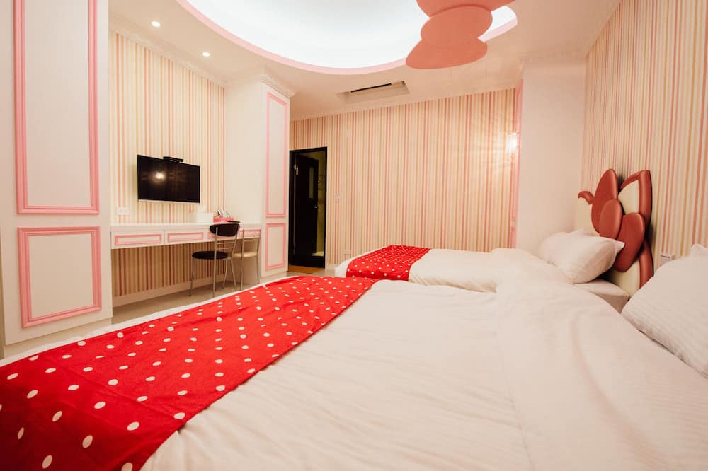 Photo of Bedroom in East District