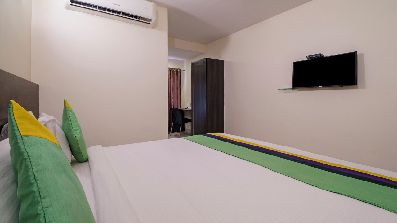 Photo of Bedroom in MVP Colony