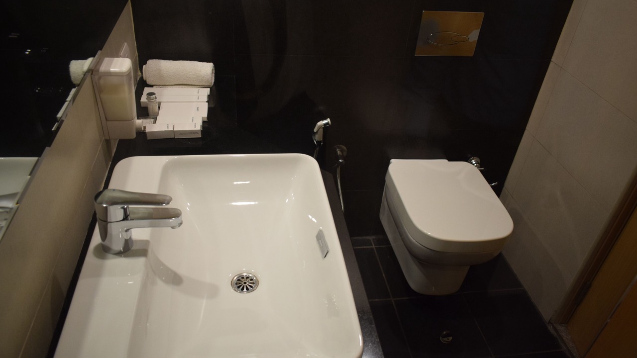 Photo of Bathroom in Maradu