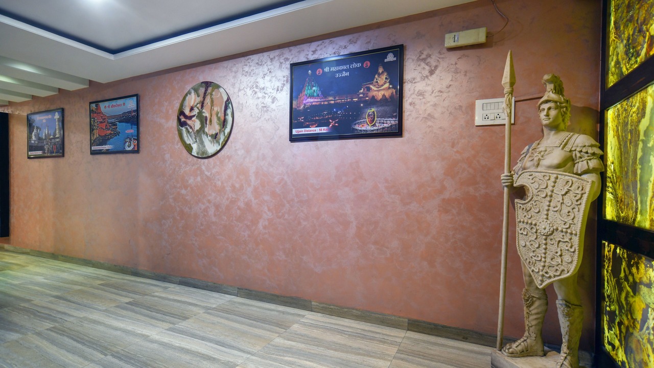 Photo of Others in Rau