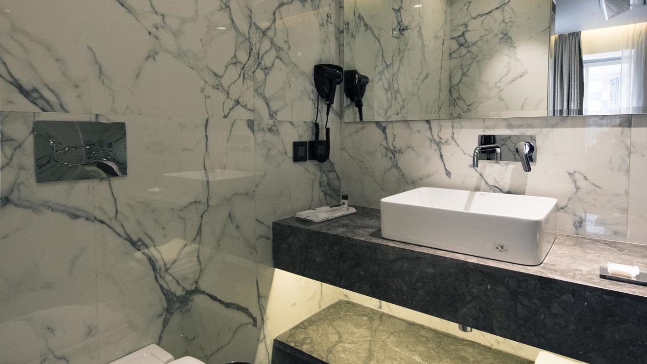 Photo of Bathroom in Barakhamba