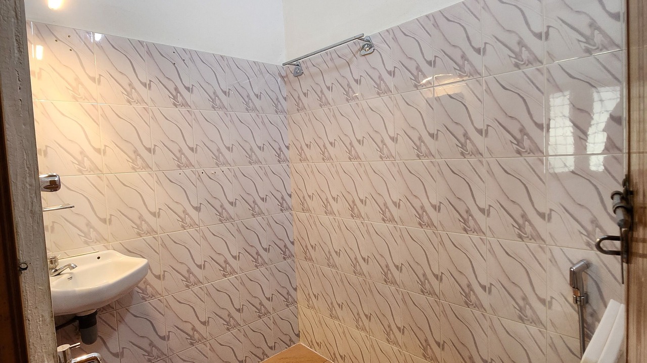 Photo of Bathroom in Maradu