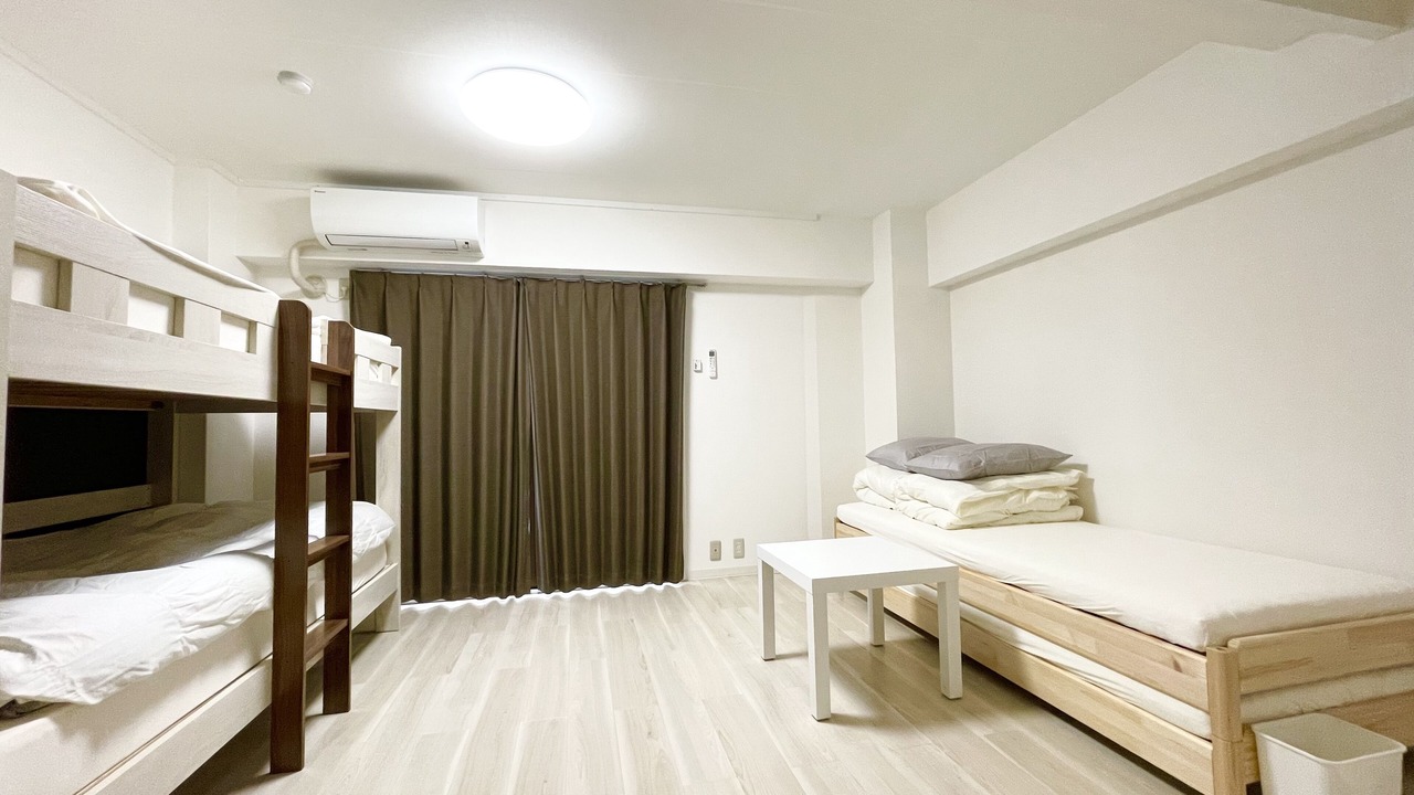 Photo of Bedroom in Shin-Osaka
