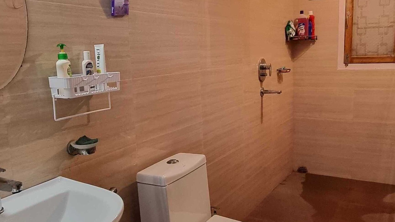 Photo of Bathroom in Sualkuchi