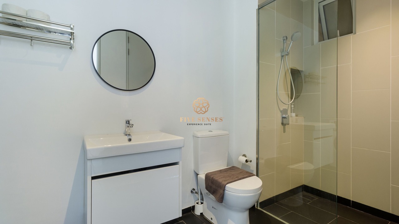 Photo of Bathroom in Maluri