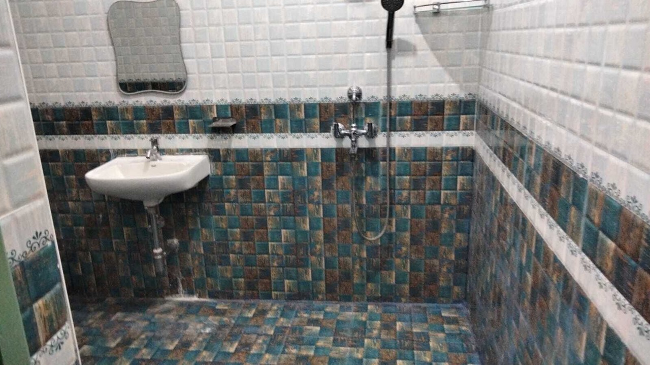 Photo of Bathroom in Kuilapalayam