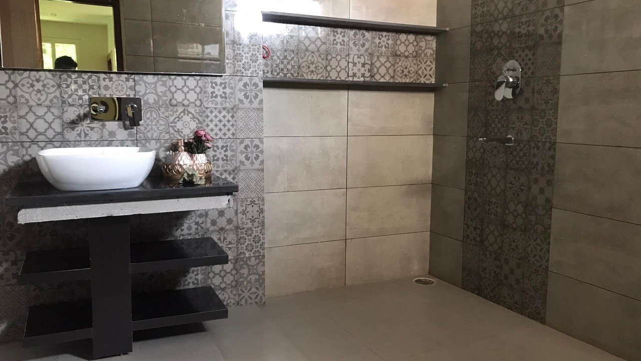 Photo of Bathroom in Bodh Gaya