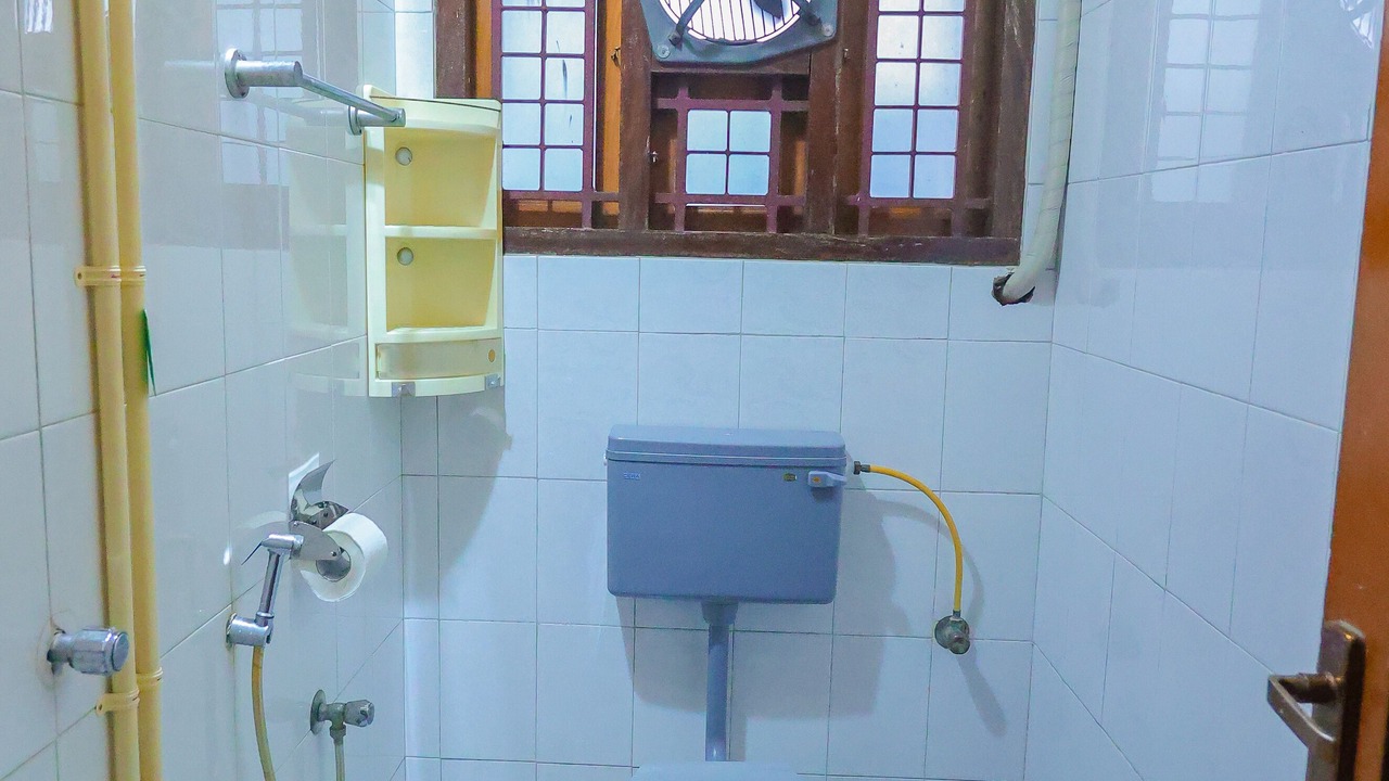 Photo of Bathroom in Thiruvananthapuram