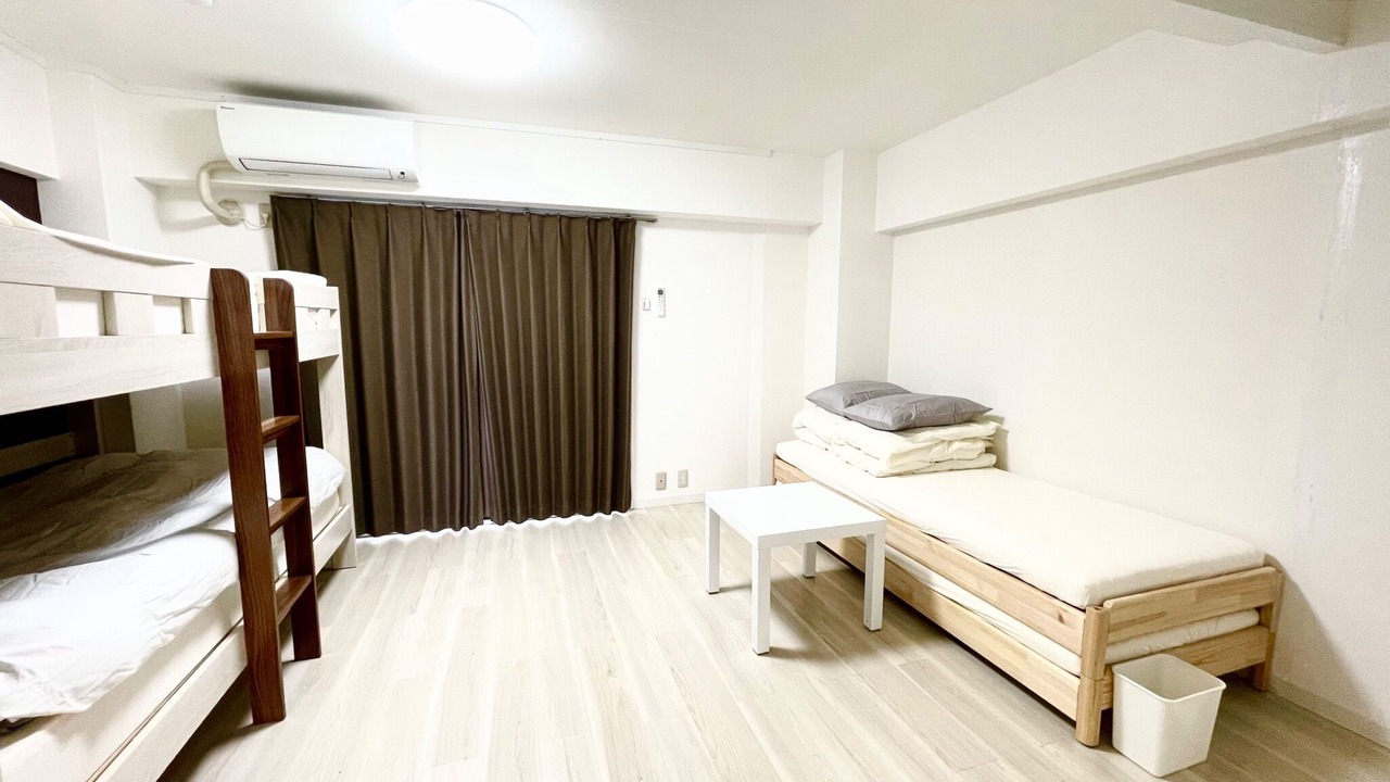 Photo of Bedroom in Shin-Osaka