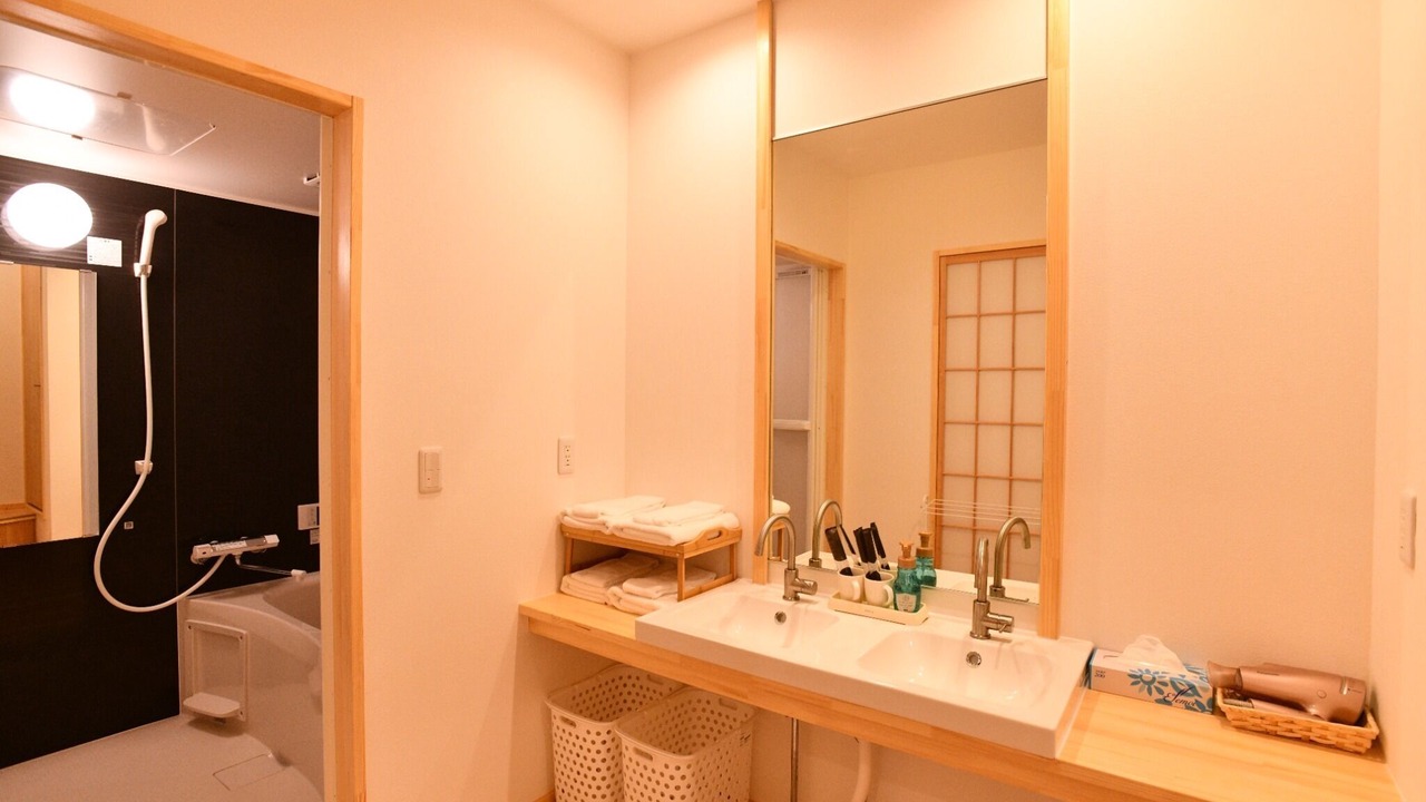 Photo of Bathroom in Naniwacho