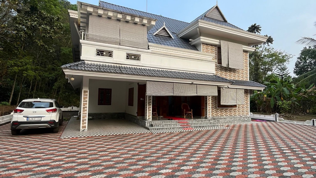 Photo of Outdoor in Kuravilangad