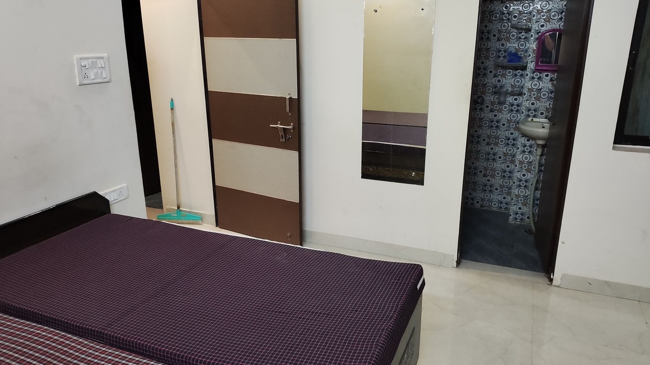 Photo of Bedroom in Adarsh Nagar