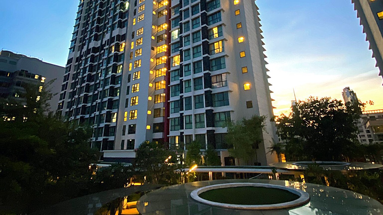 Photo of Outdoor in Maluri