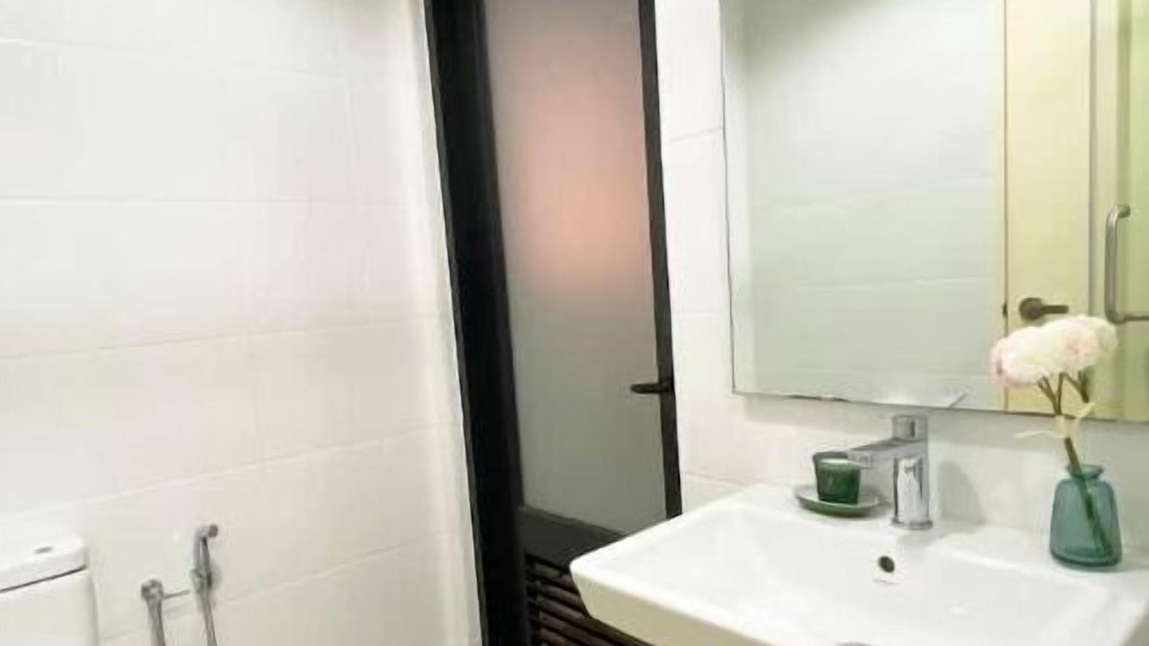 Photo of Bathroom in Pekeliling