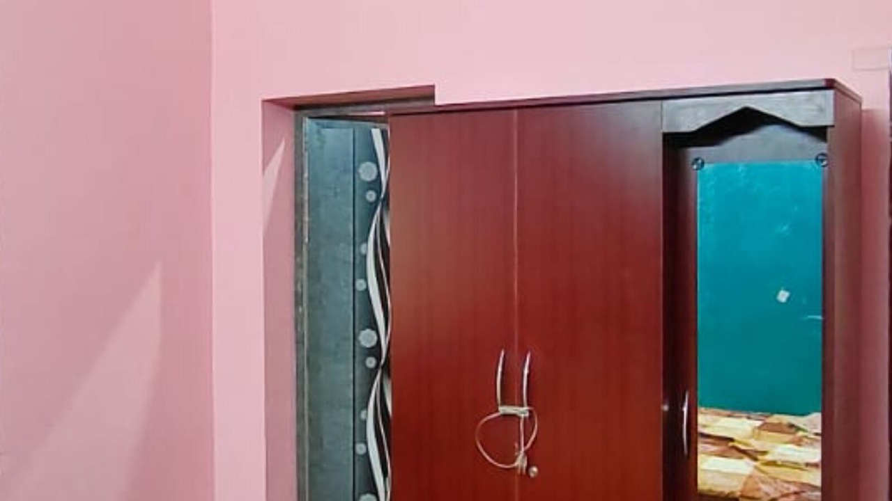 Photo of Bedroom in Courtallam