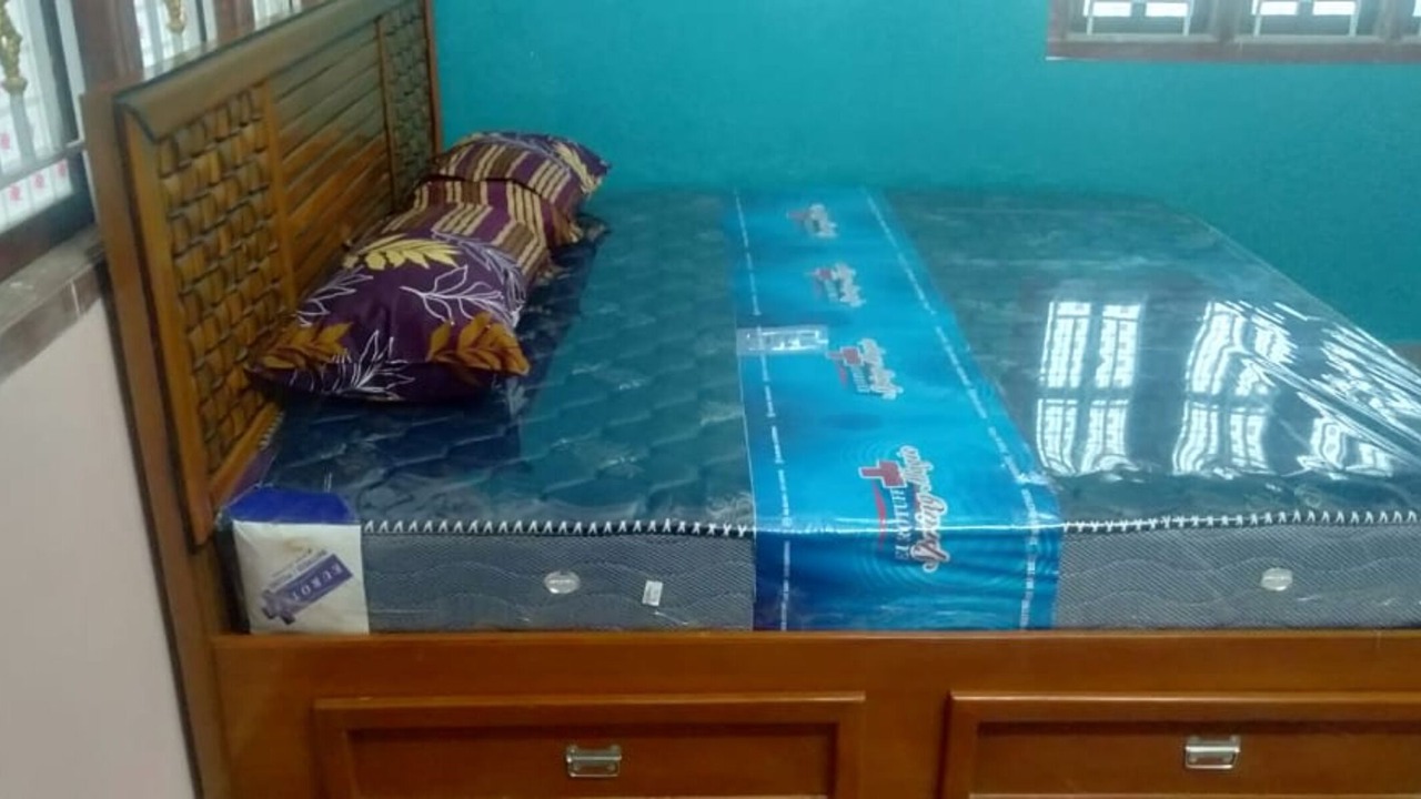 Photo of Bedroom in Courtallam