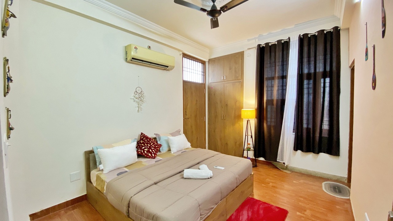 Photo of Bedroom in Vaishali Nagar