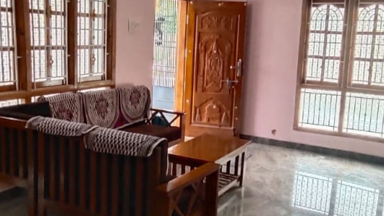 Photo of Livingroom in Courtallam
