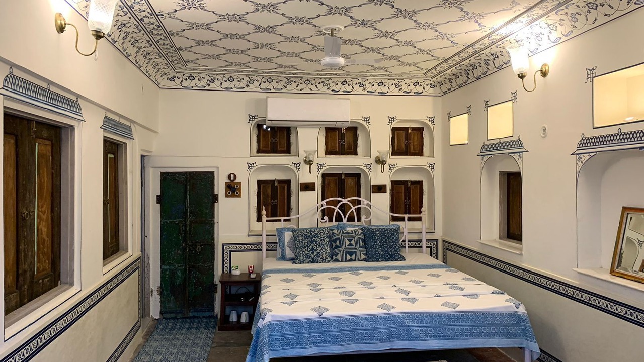 Photo of Bedroom in Pink City