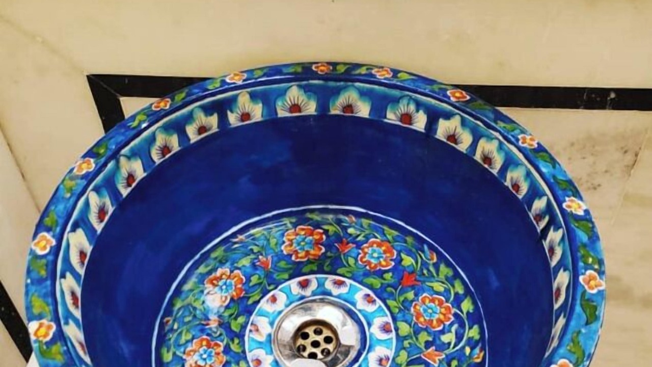 Photo of Bathroom in Pink City