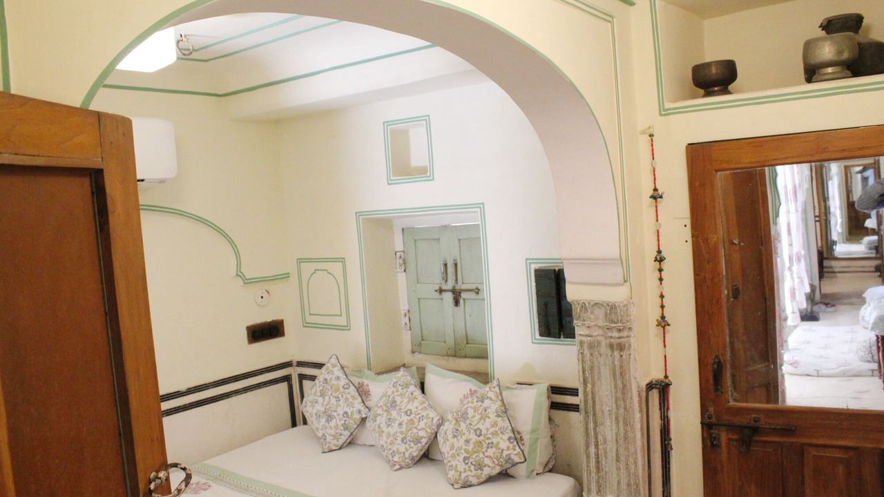 Photo of Bedroom in Pink City