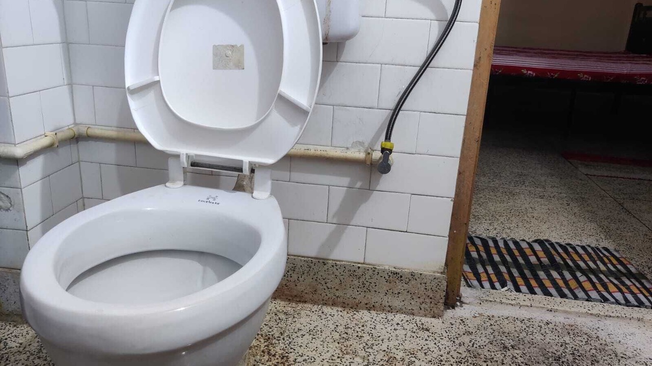 Photo of Bathroom in Sualkuchi